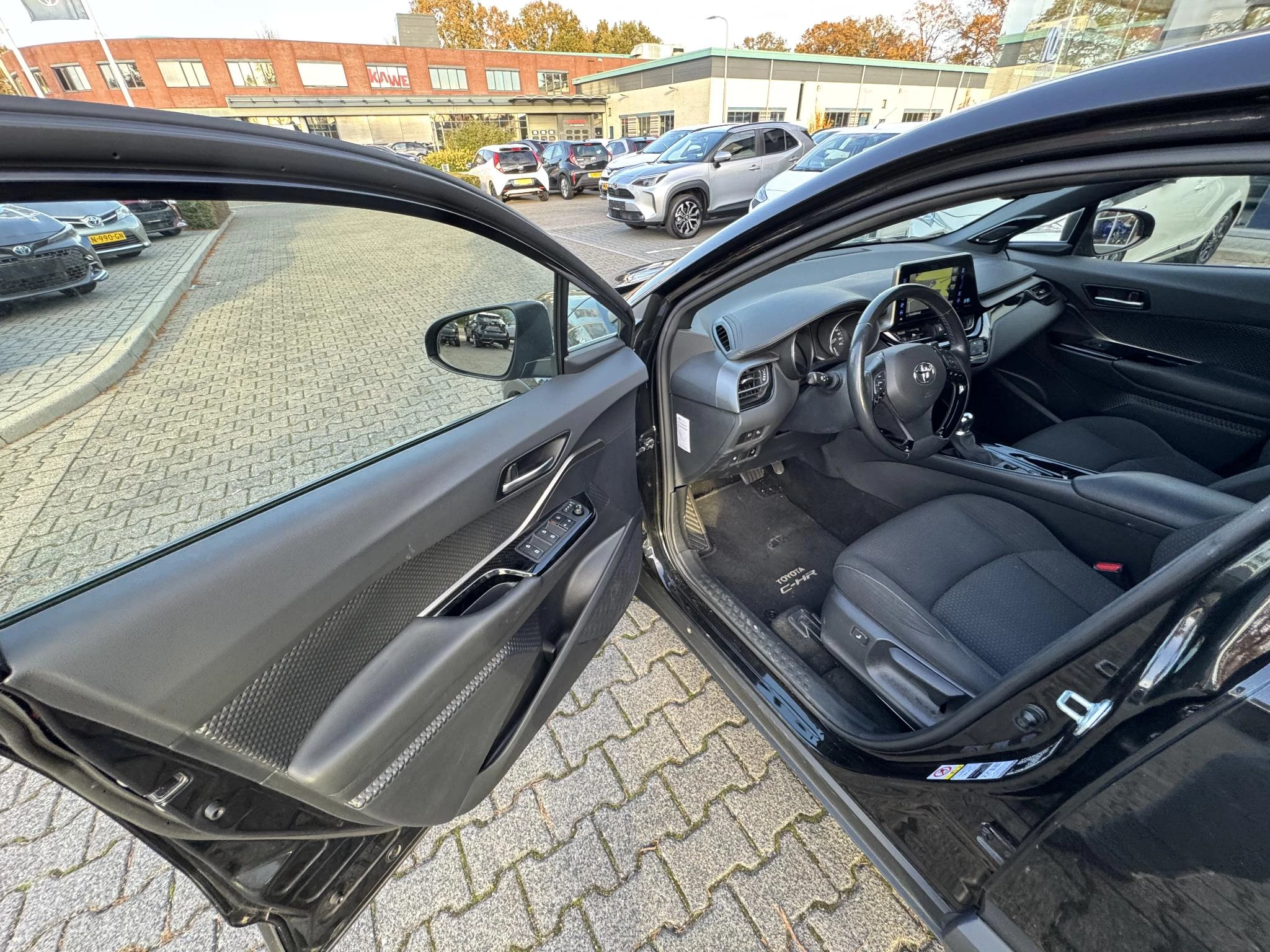 Hoofdafbeelding Toyota C-HR