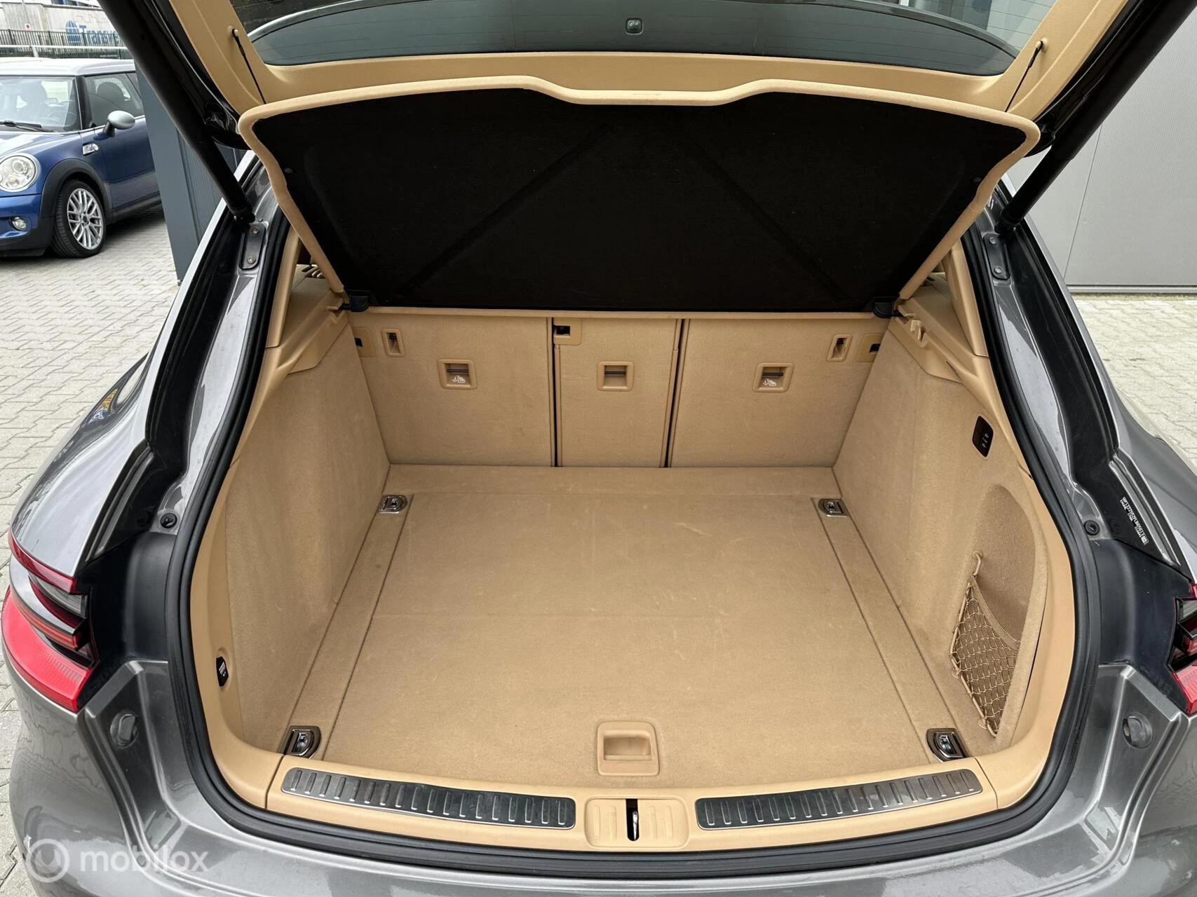 Hoofdafbeelding Porsche Macan