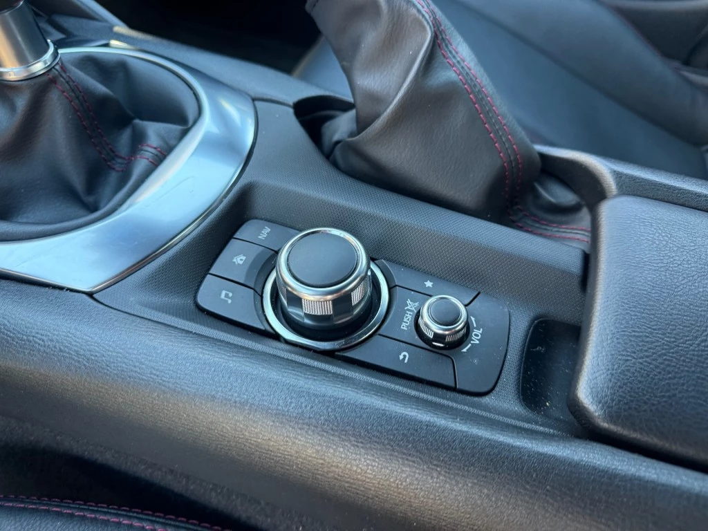 Hoofdafbeelding Mazda MX-5