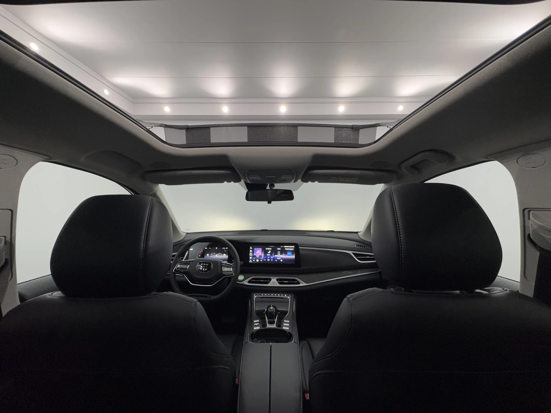 Hoofdafbeelding DFSK E5 PHEV