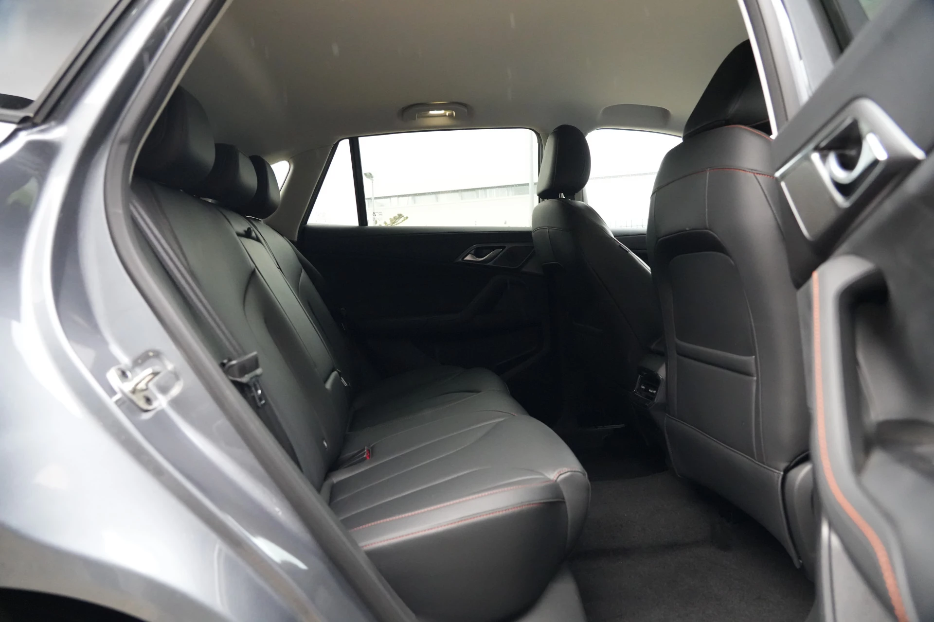 Hoofdafbeelding MG HS