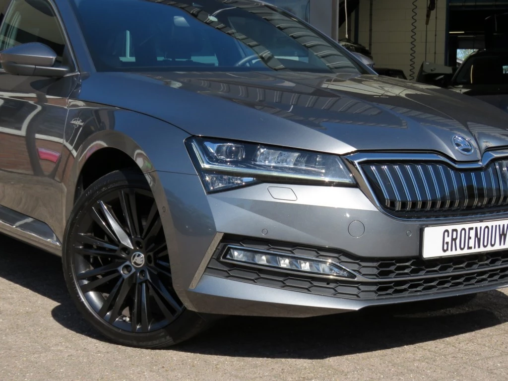 Hoofdafbeelding Škoda Superb