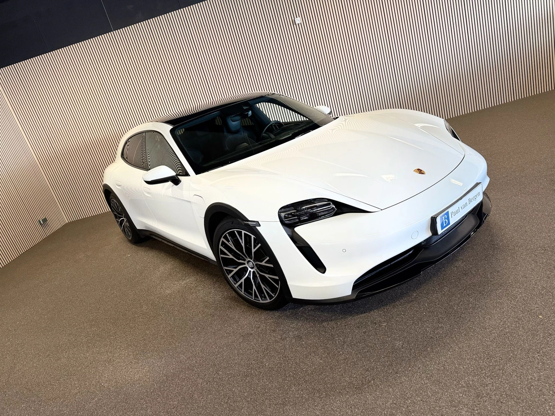Hoofdafbeelding Porsche Taycan