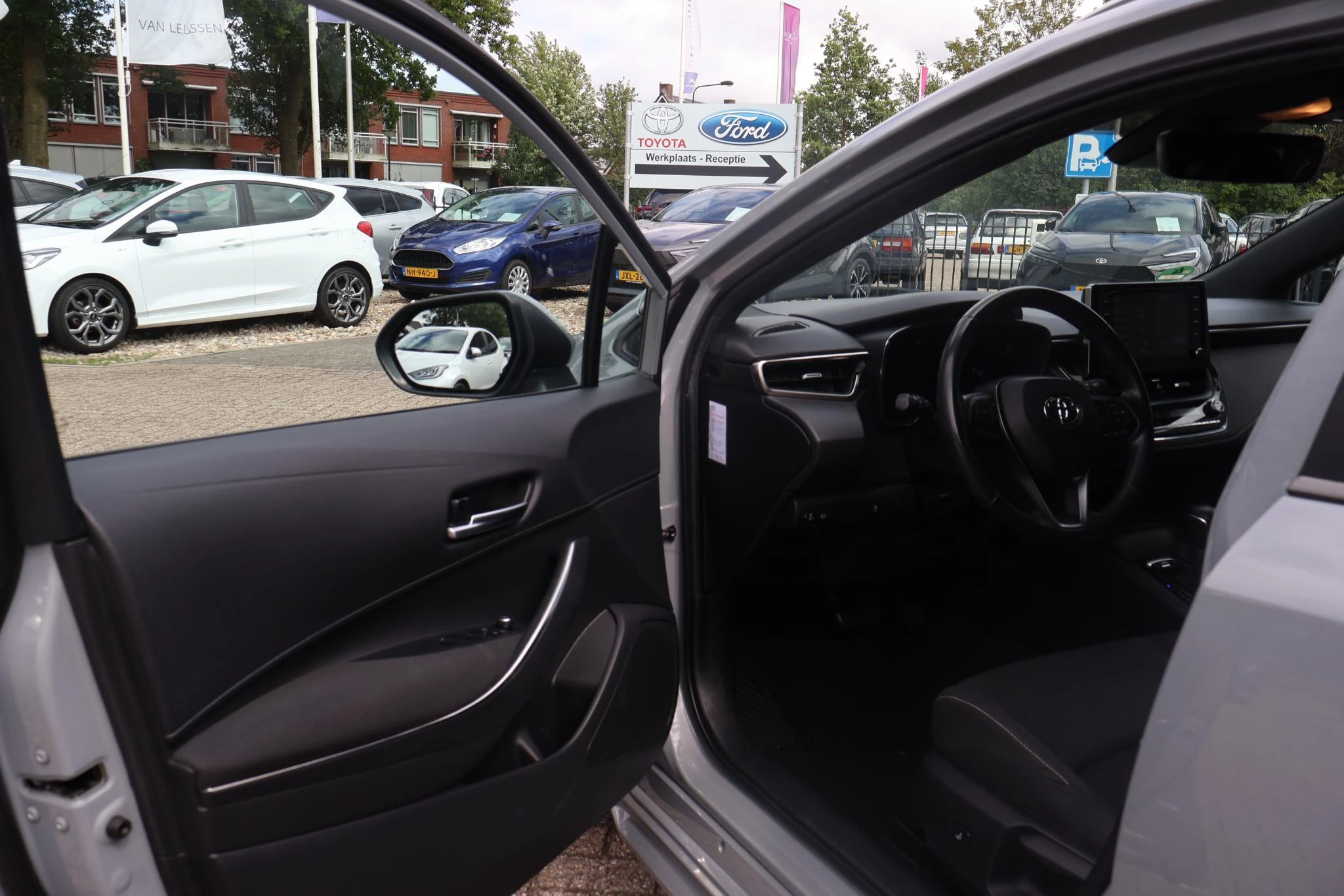 Hoofdafbeelding Toyota Corolla Touring Sports