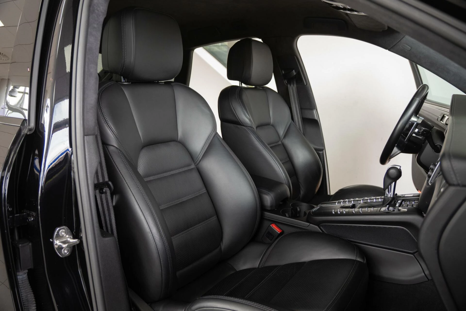 Hoofdafbeelding Porsche Macan