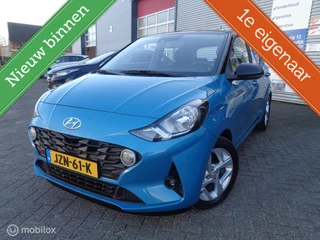 Hoofdafbeelding Hyundai i10 Hyundai i10 1.0 Comfort/Two-tone/Airco/Apple Carplay/Navigatie/Lm velgen/Camera/1 st eig/NIEUWSTAAT/21000km
