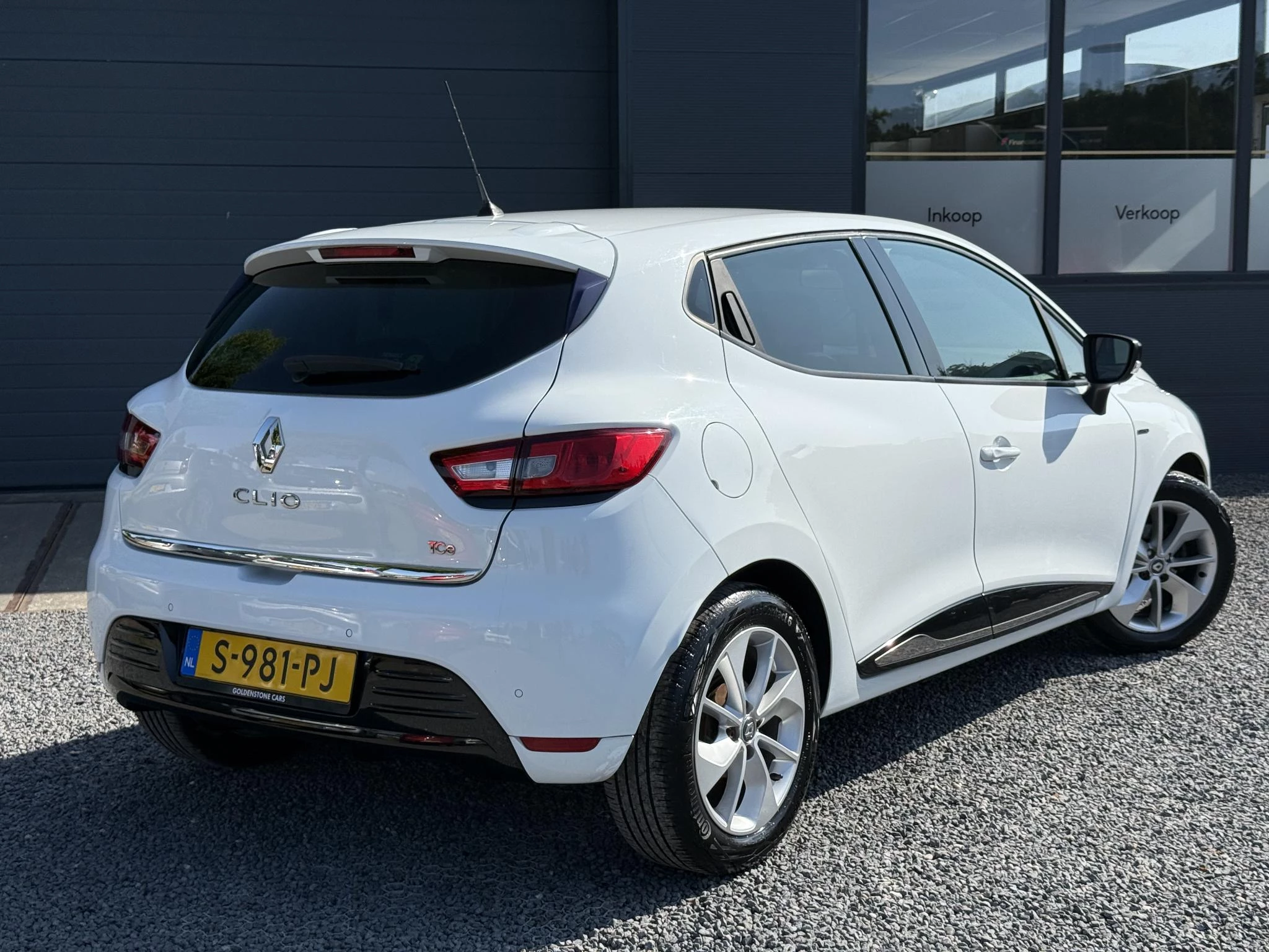 Hoofdafbeelding Renault Clio