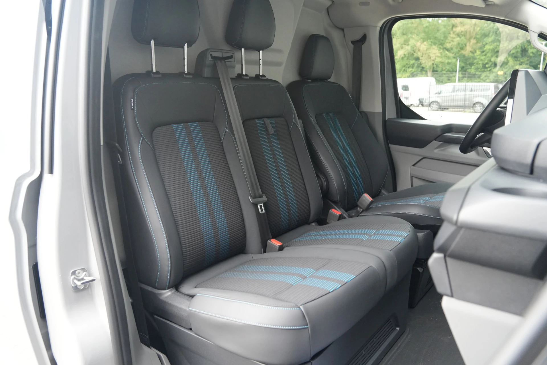 Hoofdafbeelding Ford E-Transit Custom