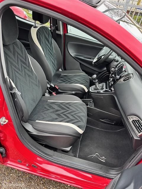 Hoofdafbeelding Lancia Ypsilon