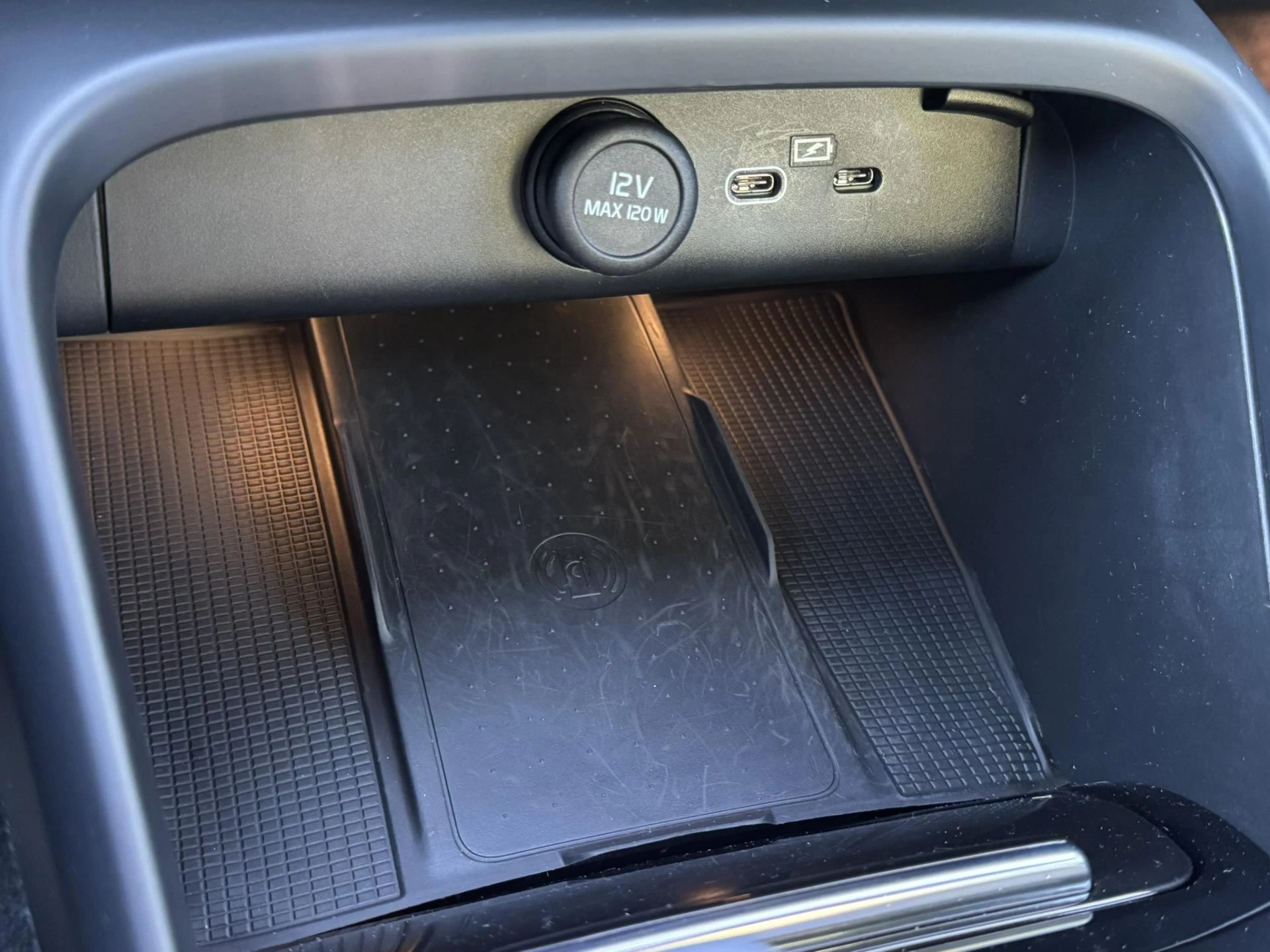 Hoofdafbeelding Volvo C40