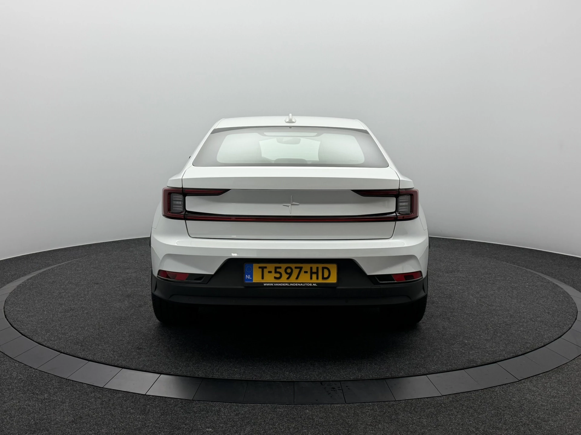 Hoofdafbeelding Polestar 2