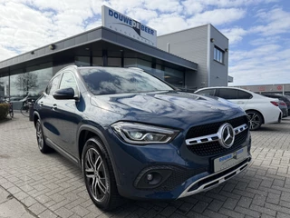 Hoofdafbeelding Mercedes-Benz GLA Mercedes-Benz GLA 250 e AMG Line Trekhaak | Keyless | Camera | Stoelverw.