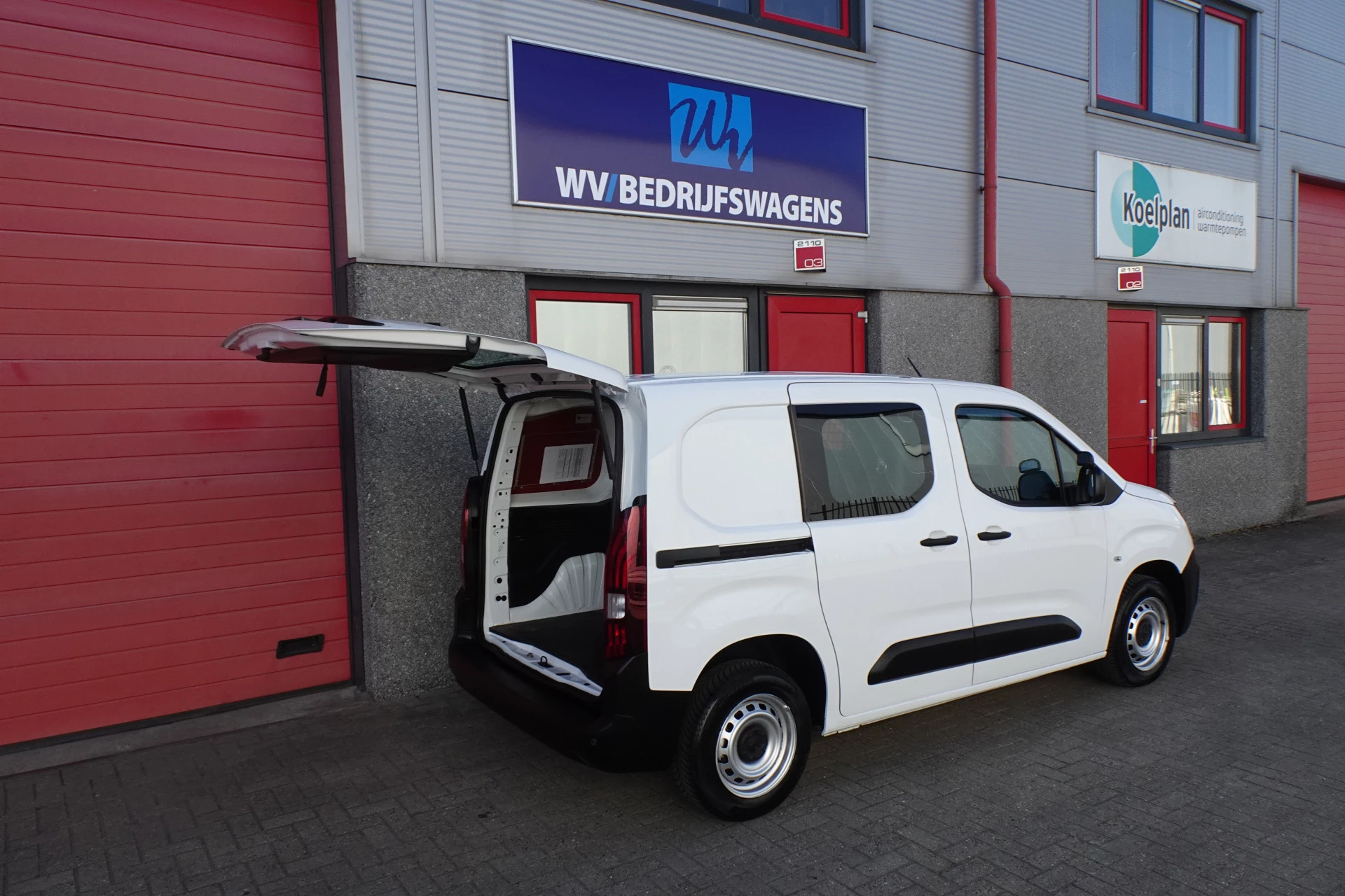 Hoofdafbeelding Peugeot Partner