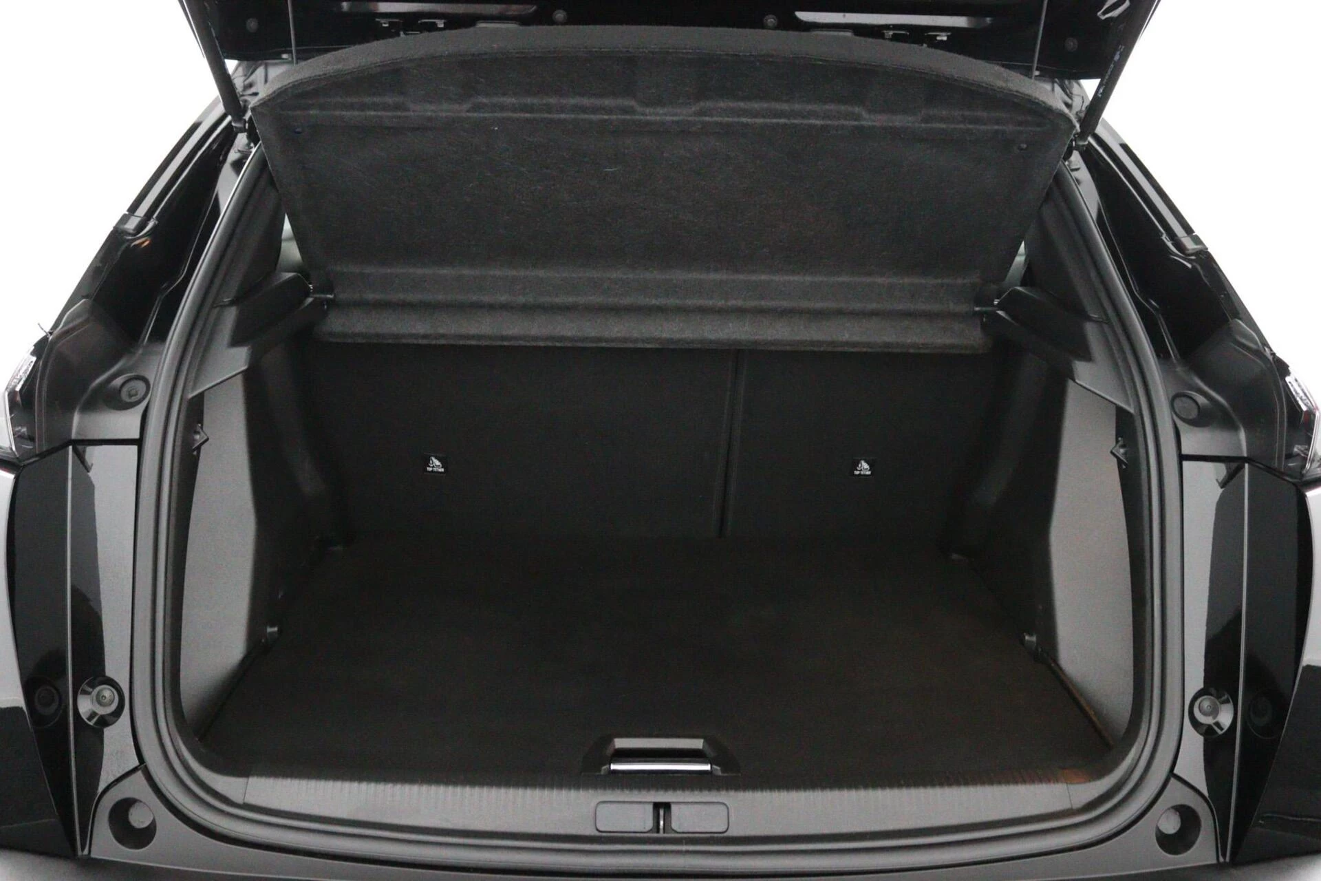 Hoofdafbeelding Peugeot e-2008