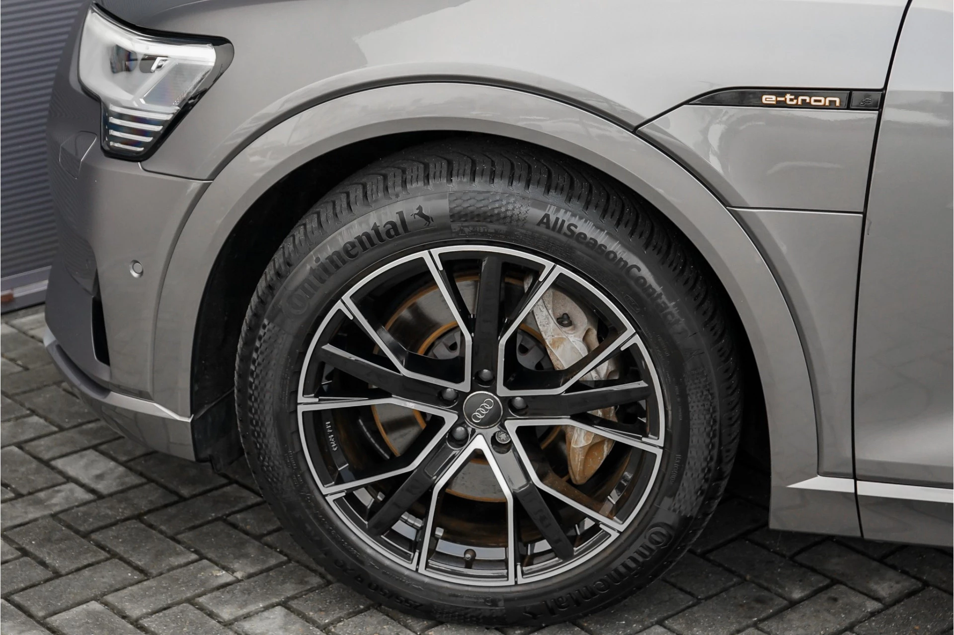 Hoofdafbeelding Audi e-tron