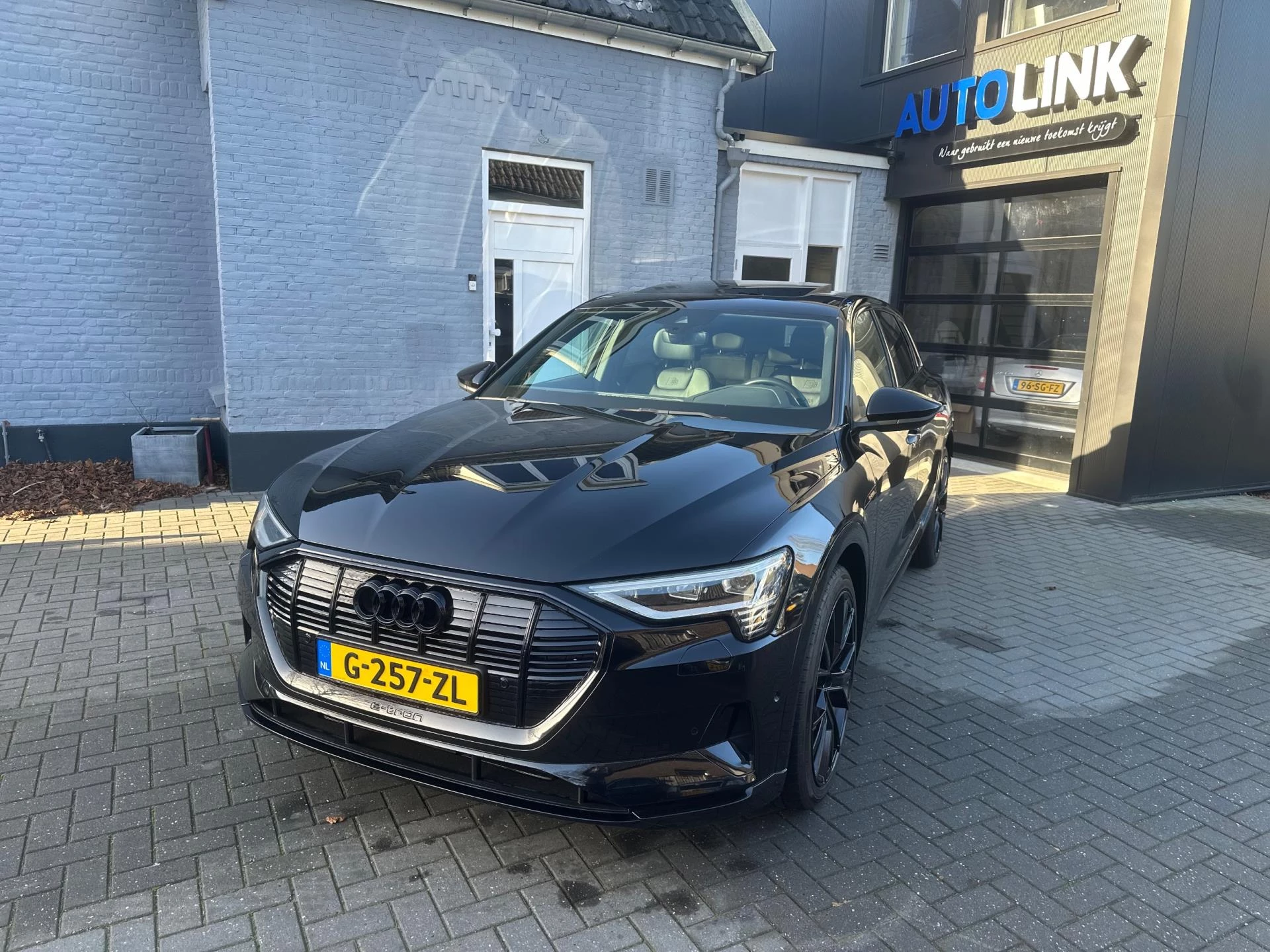 Hoofdafbeelding Audi e-tron