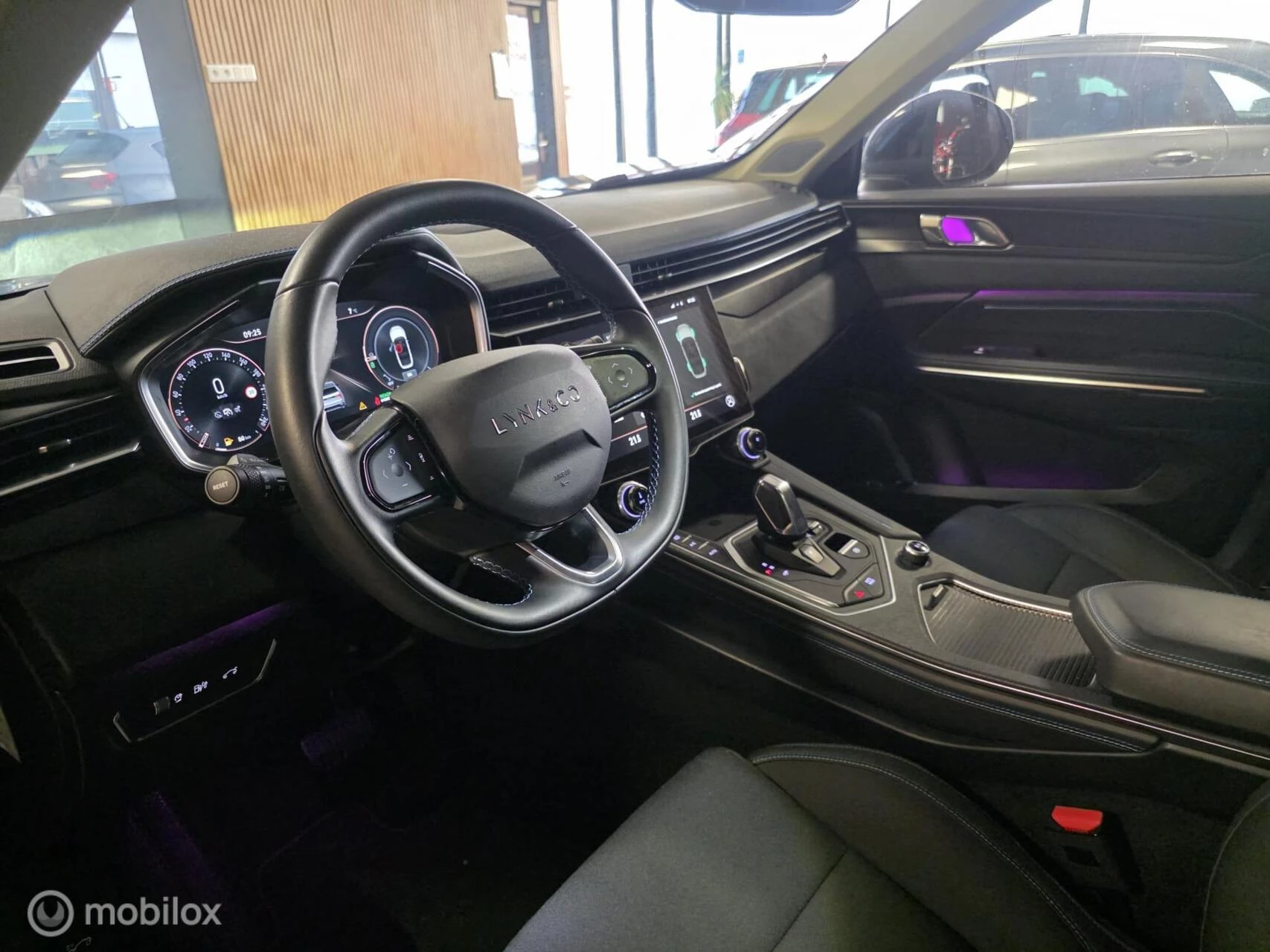 Hoofdafbeelding Lynk & Co 01