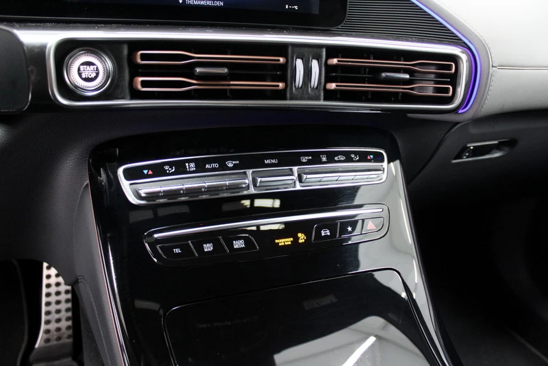 Hoofdafbeelding Mercedes-Benz EQC