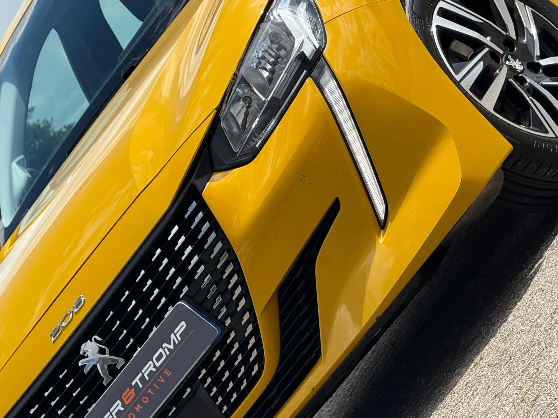 Hoofdafbeelding Peugeot 208
