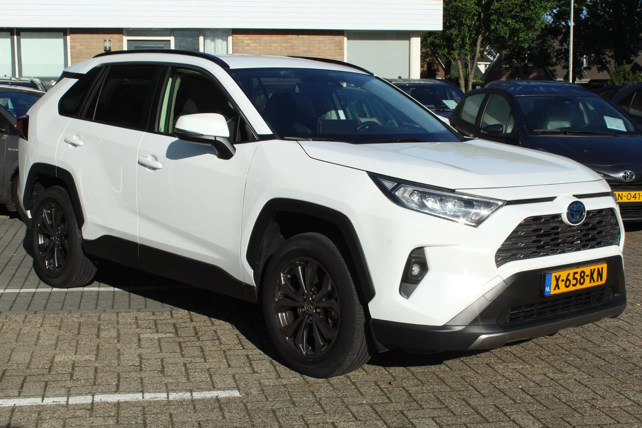 Hoofdafbeelding Toyota RAV4