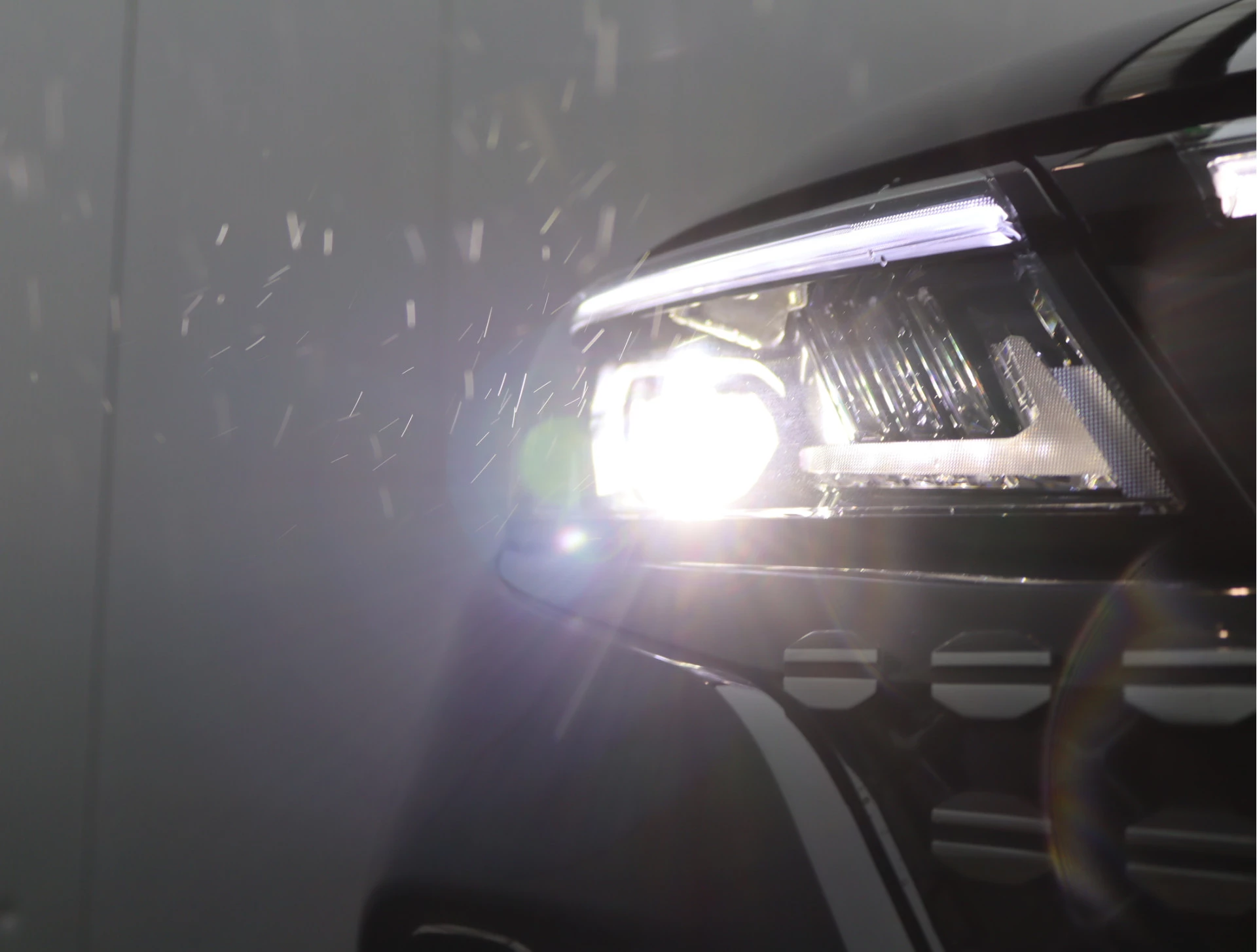 Hoofdafbeelding DFSK E5 PHEV