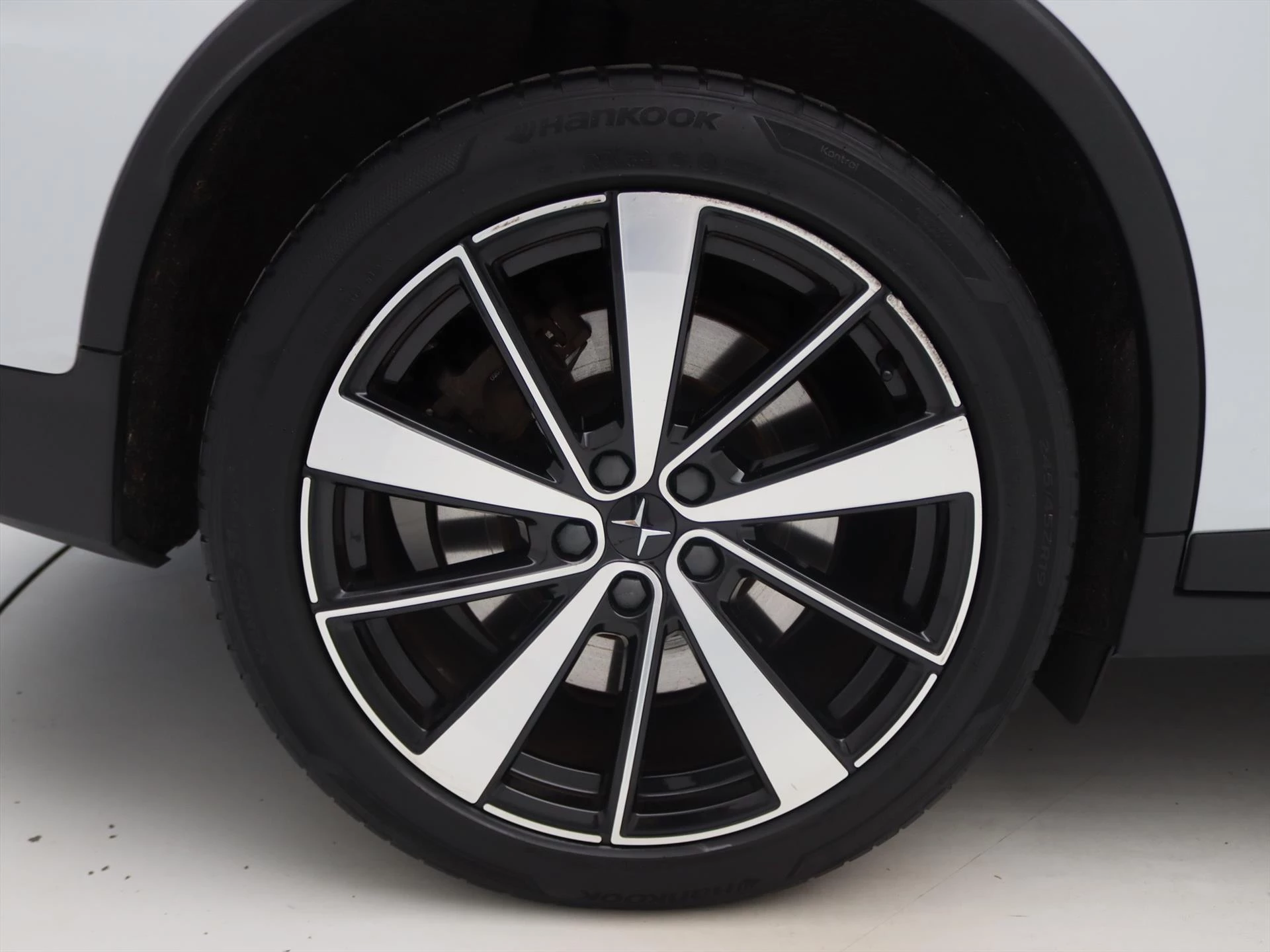 Hoofdafbeelding Polestar 2