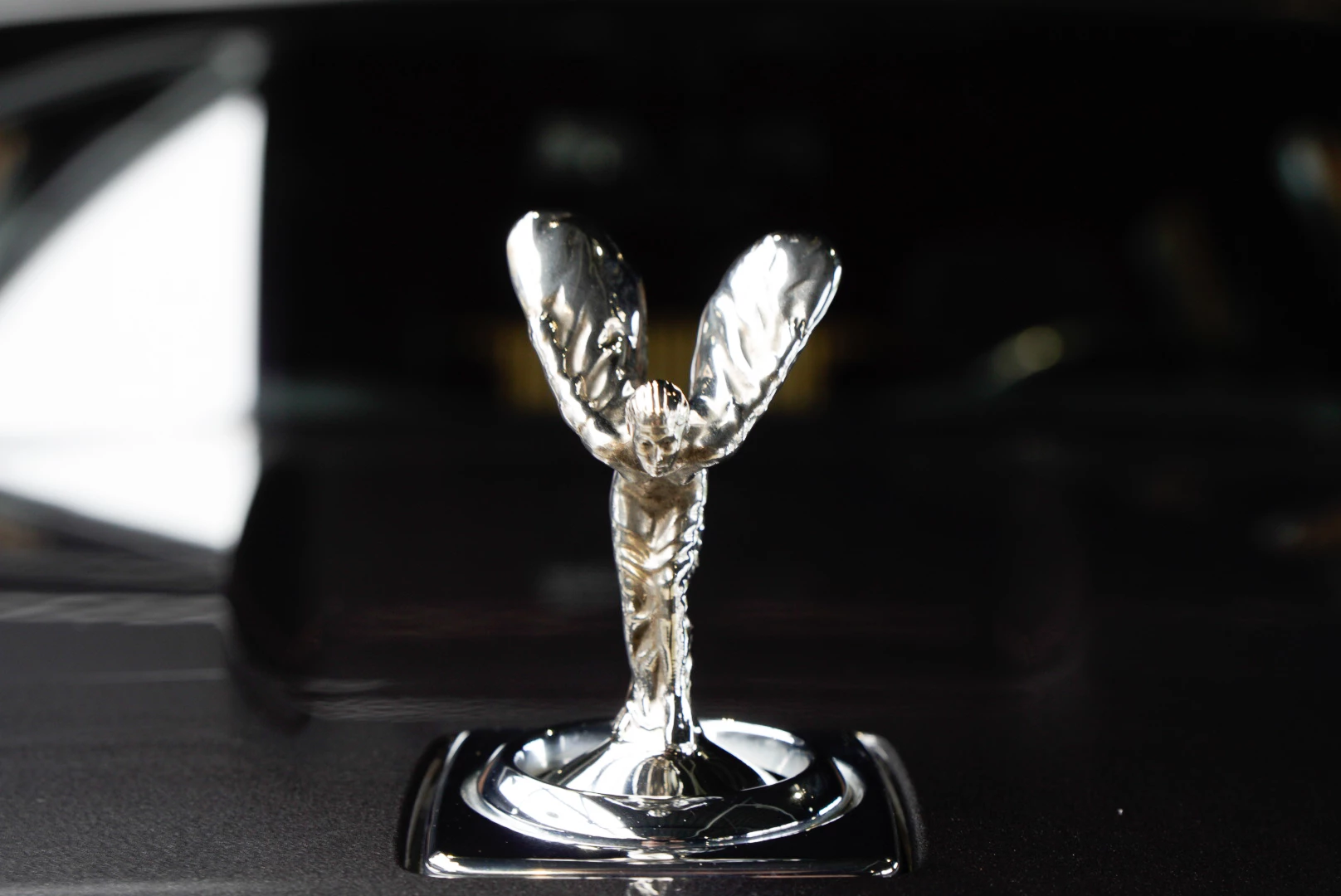 Hoofdafbeelding Rolls-Royce Cullinan