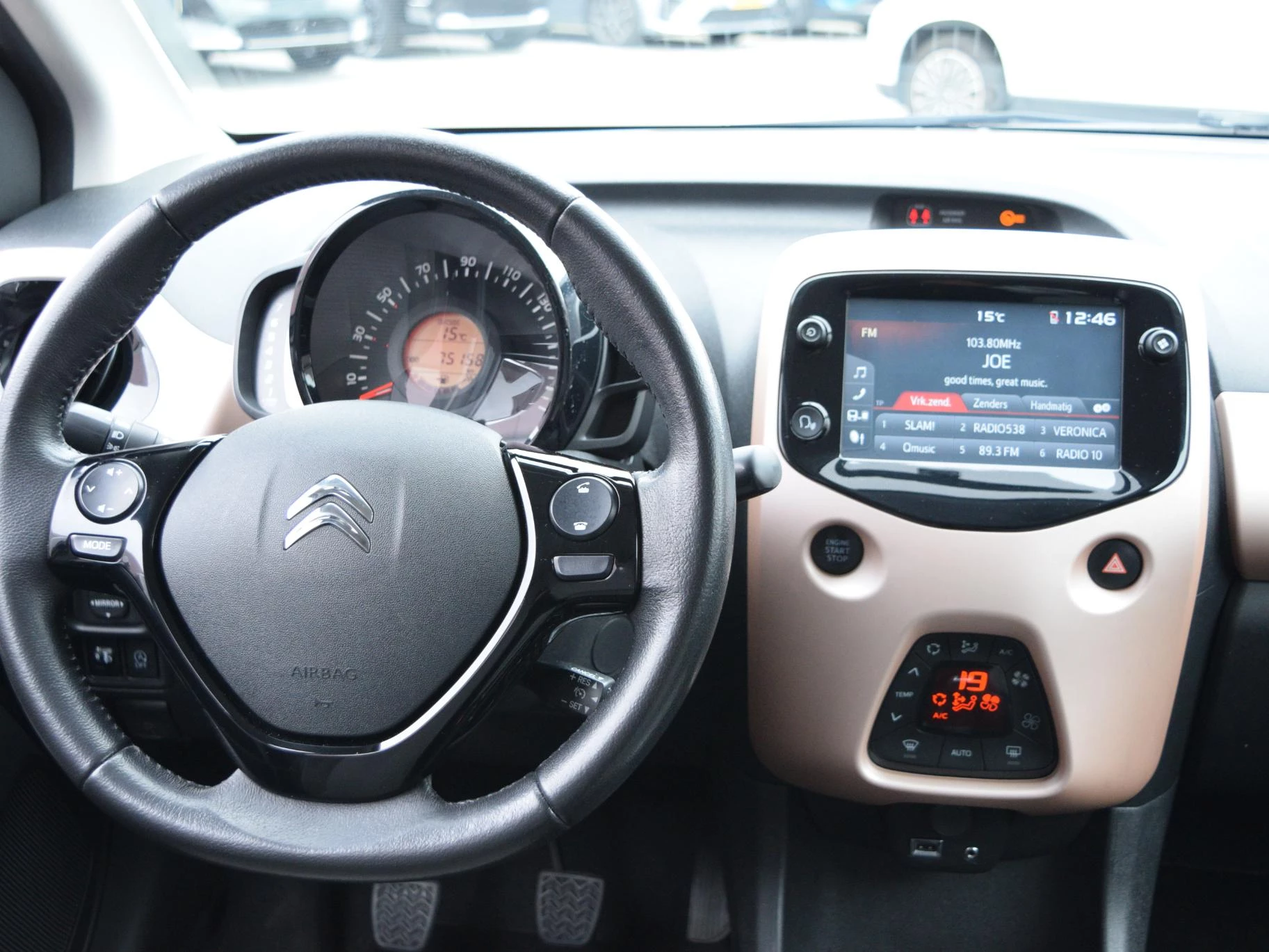 Hoofdafbeelding Citroën C1