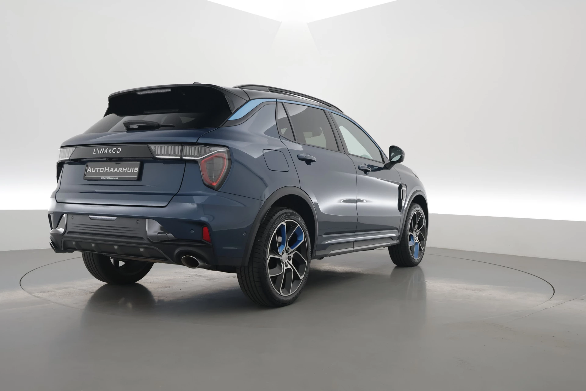 Hoofdafbeelding Lynk & Co 01