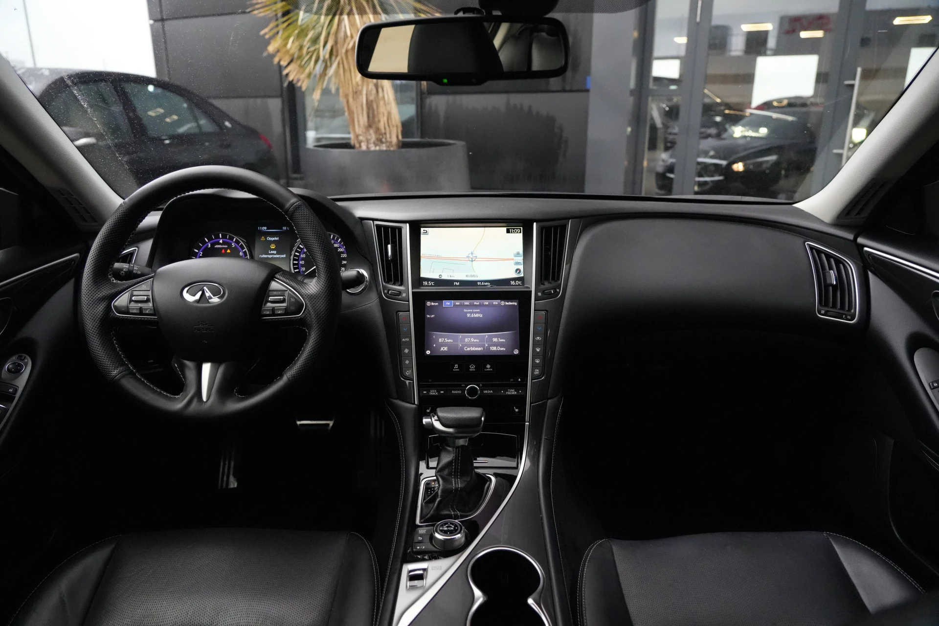 Hoofdafbeelding Infiniti Q