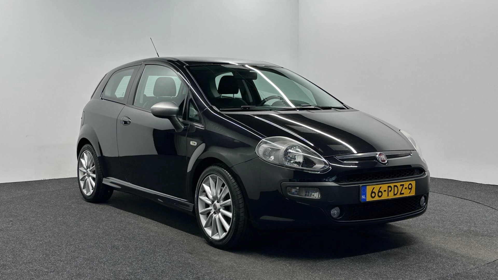 Hoofdafbeelding Fiat Punto