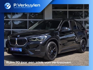 BMW X1 xDrive25e Sport Line | SPORTSTOELEN | LEDER | 18 INCH VELGEN |