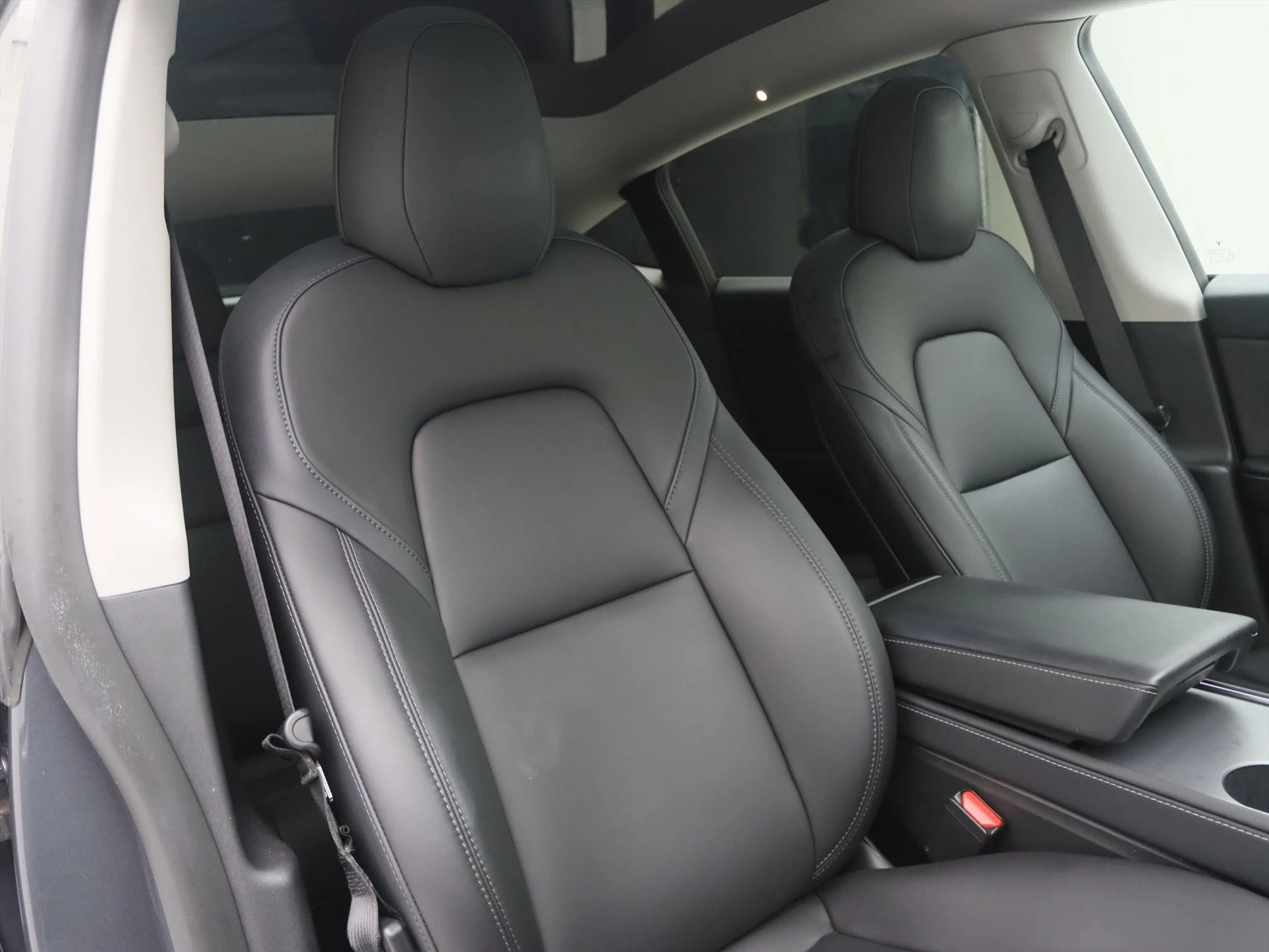 Hoofdafbeelding Tesla Model Y