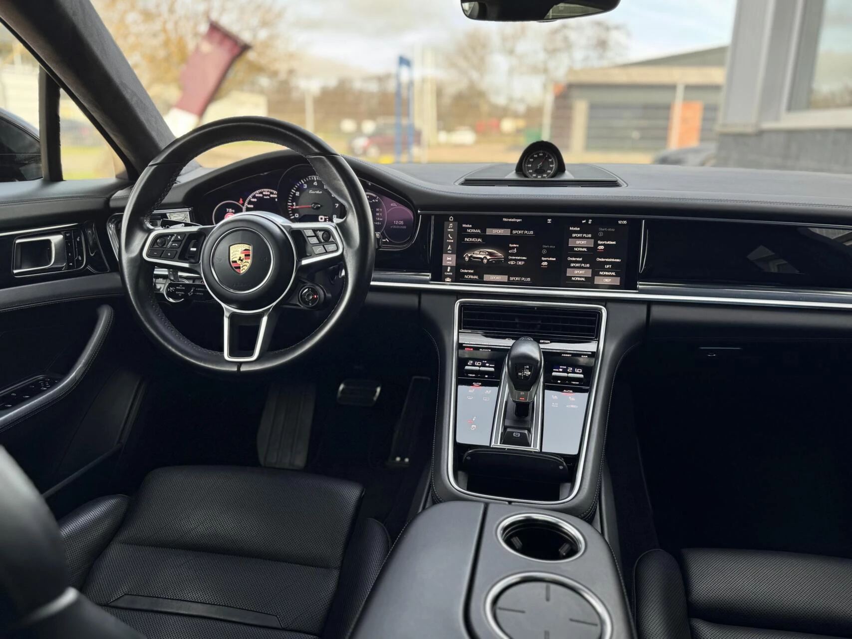 Hoofdafbeelding Porsche Panamera