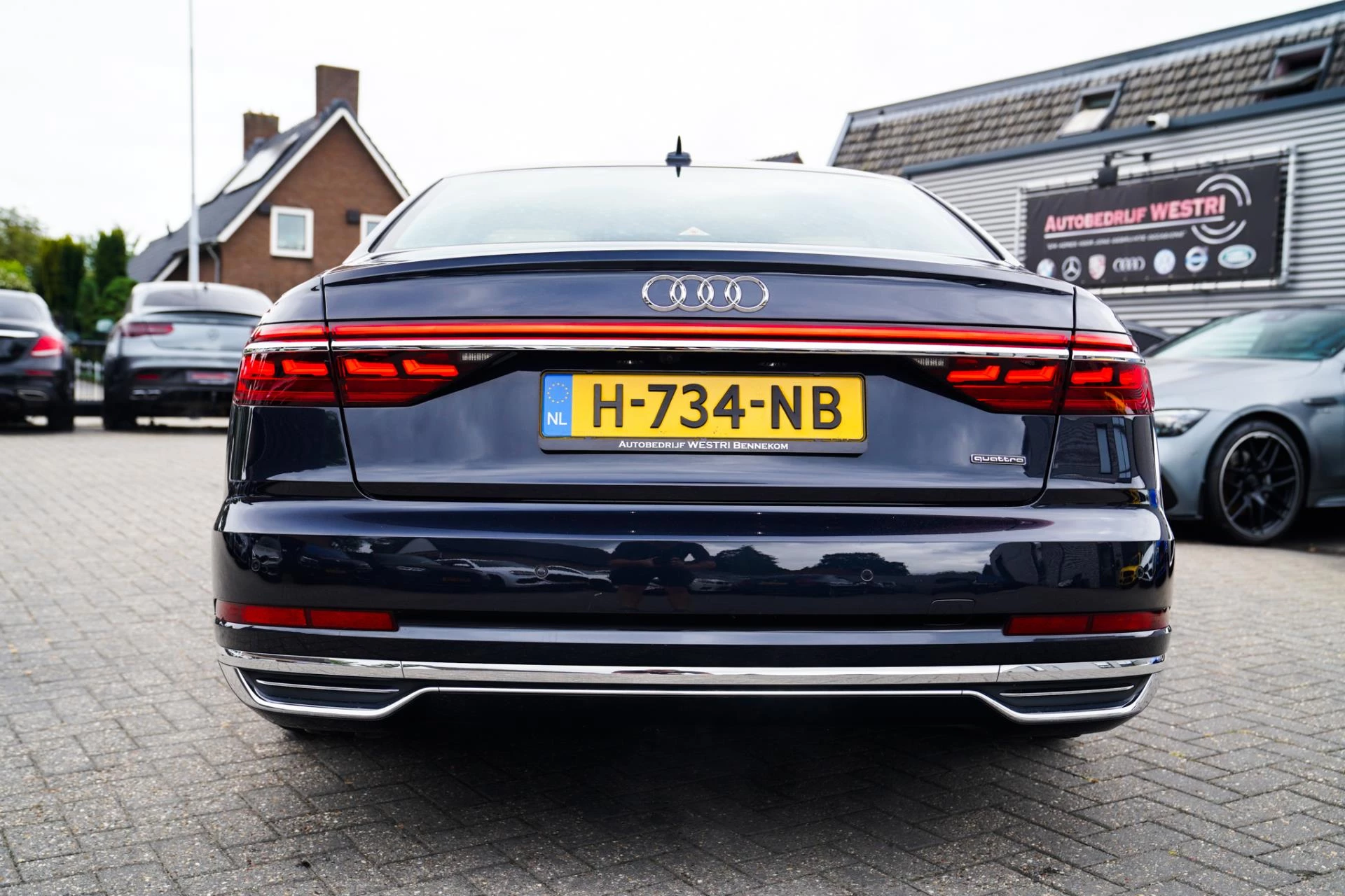 Hoofdafbeelding Audi A8