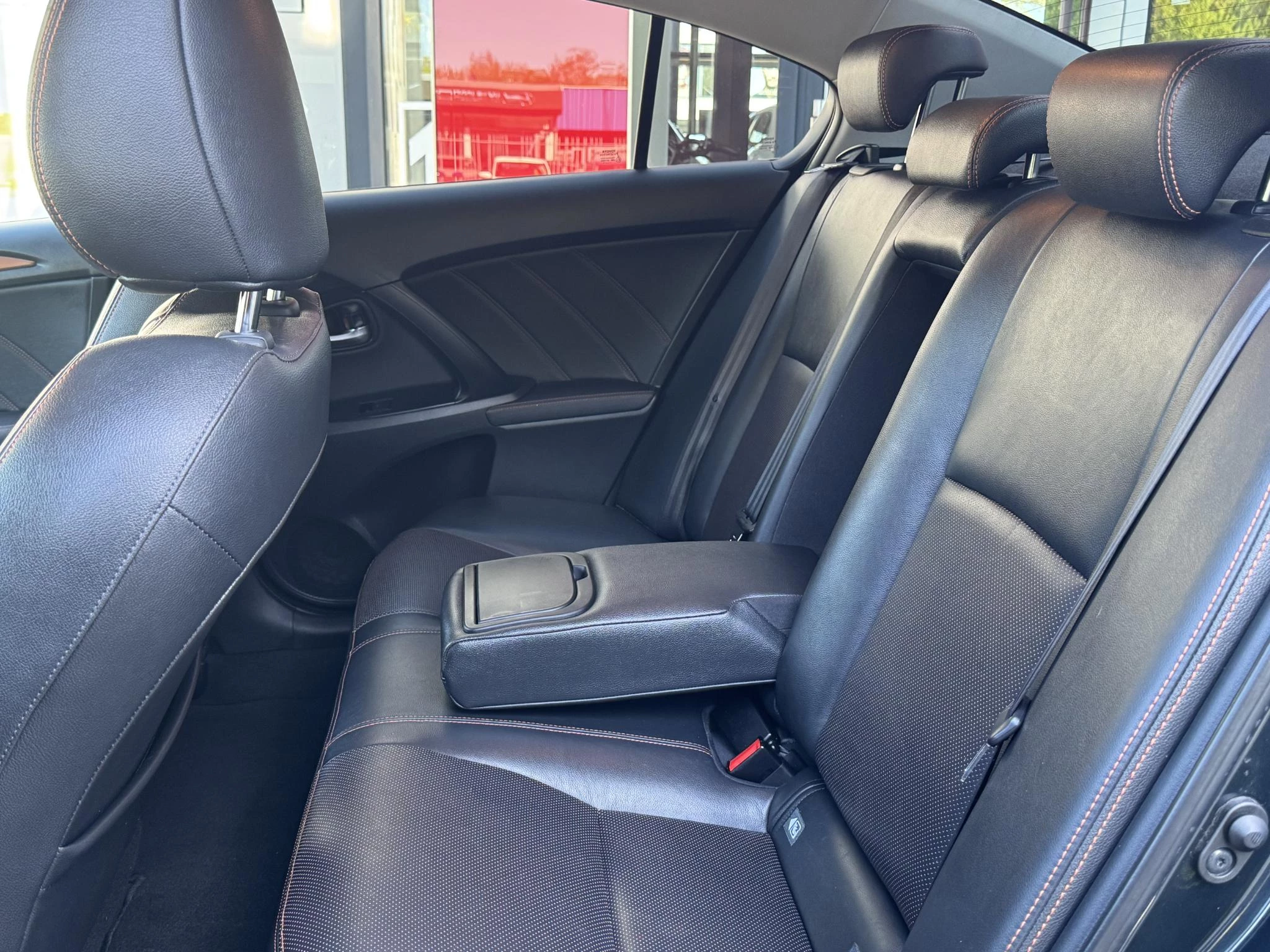 Hoofdafbeelding Toyota Avensis