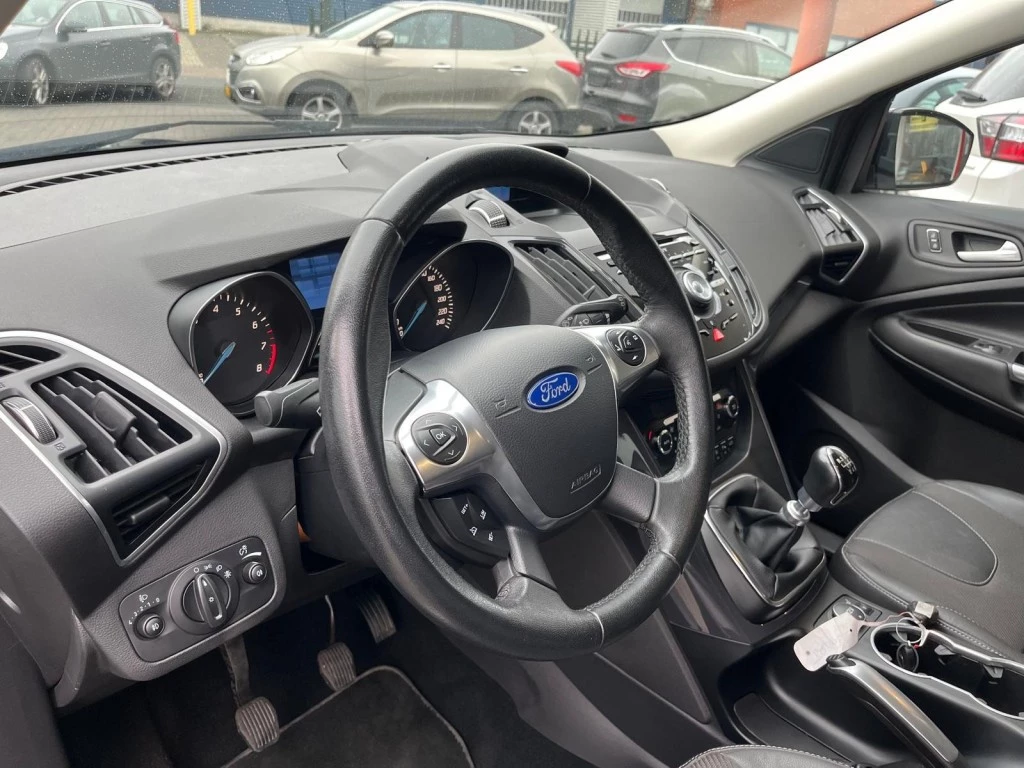Hoofdafbeelding Ford Kuga
