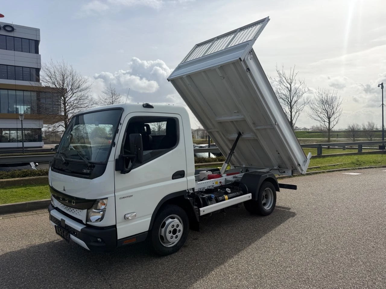 Hoofdafbeelding FUSO Canter