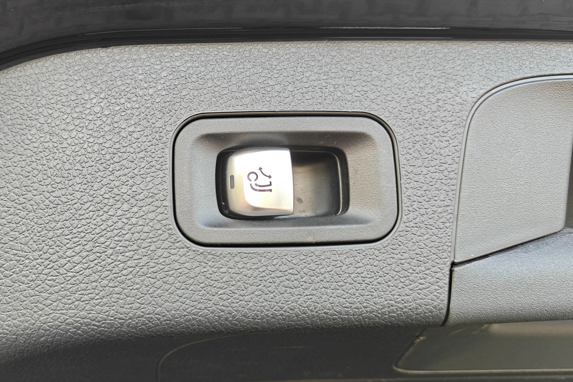 Hoofdafbeelding Mercedes-Benz EQC