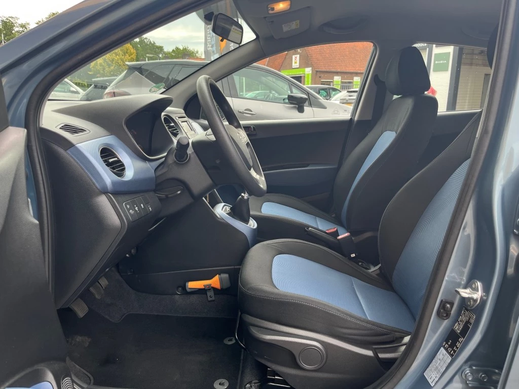 Hoofdafbeelding Hyundai i10