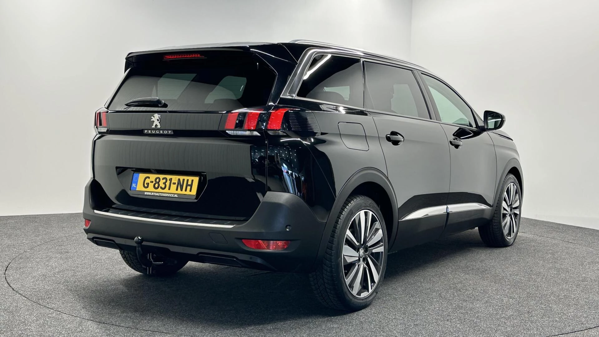 Hoofdafbeelding Peugeot 5008