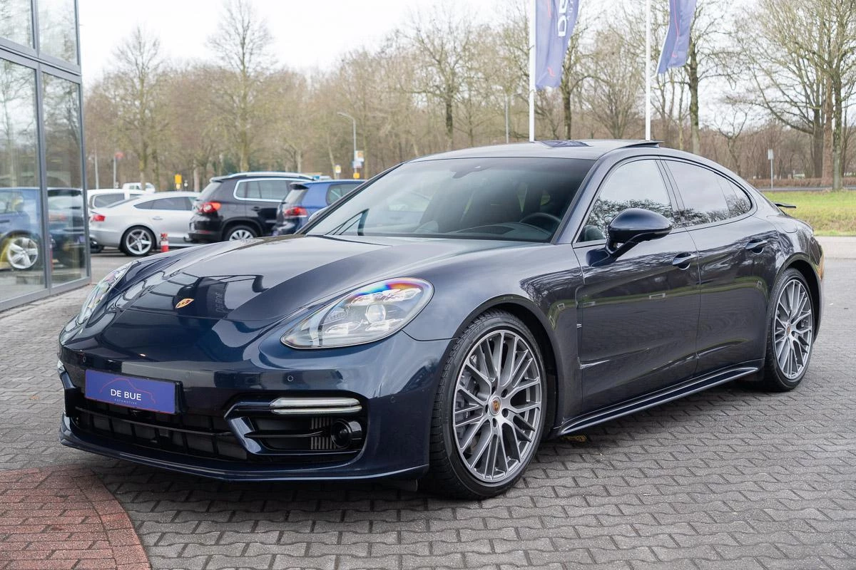 Hoofdafbeelding Porsche Panamera