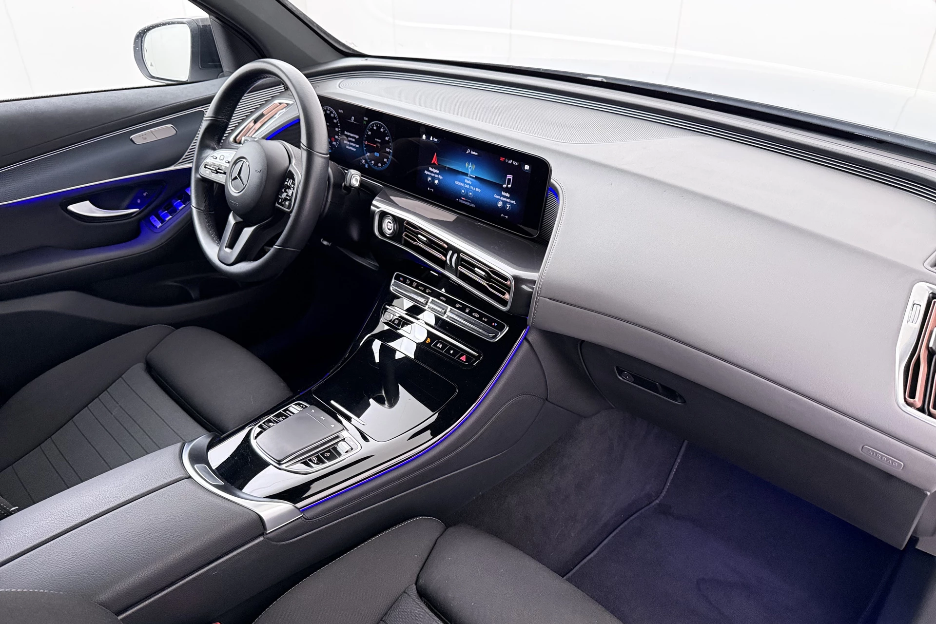 Hoofdafbeelding Mercedes-Benz EQC