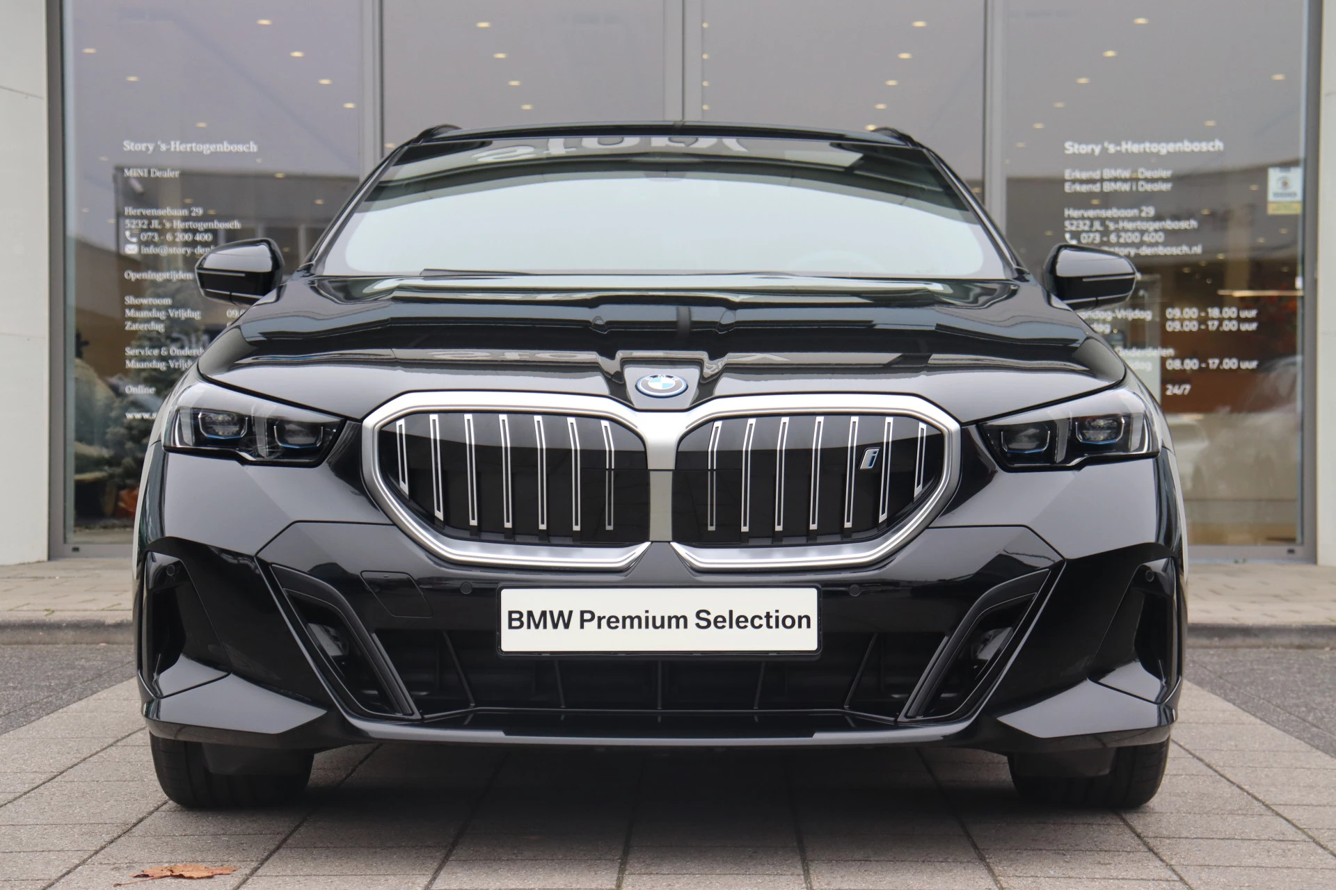 Hoofdafbeelding BMW i5