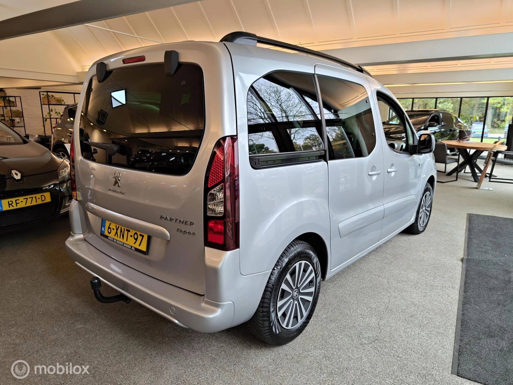Hoofdafbeelding Peugeot Partner