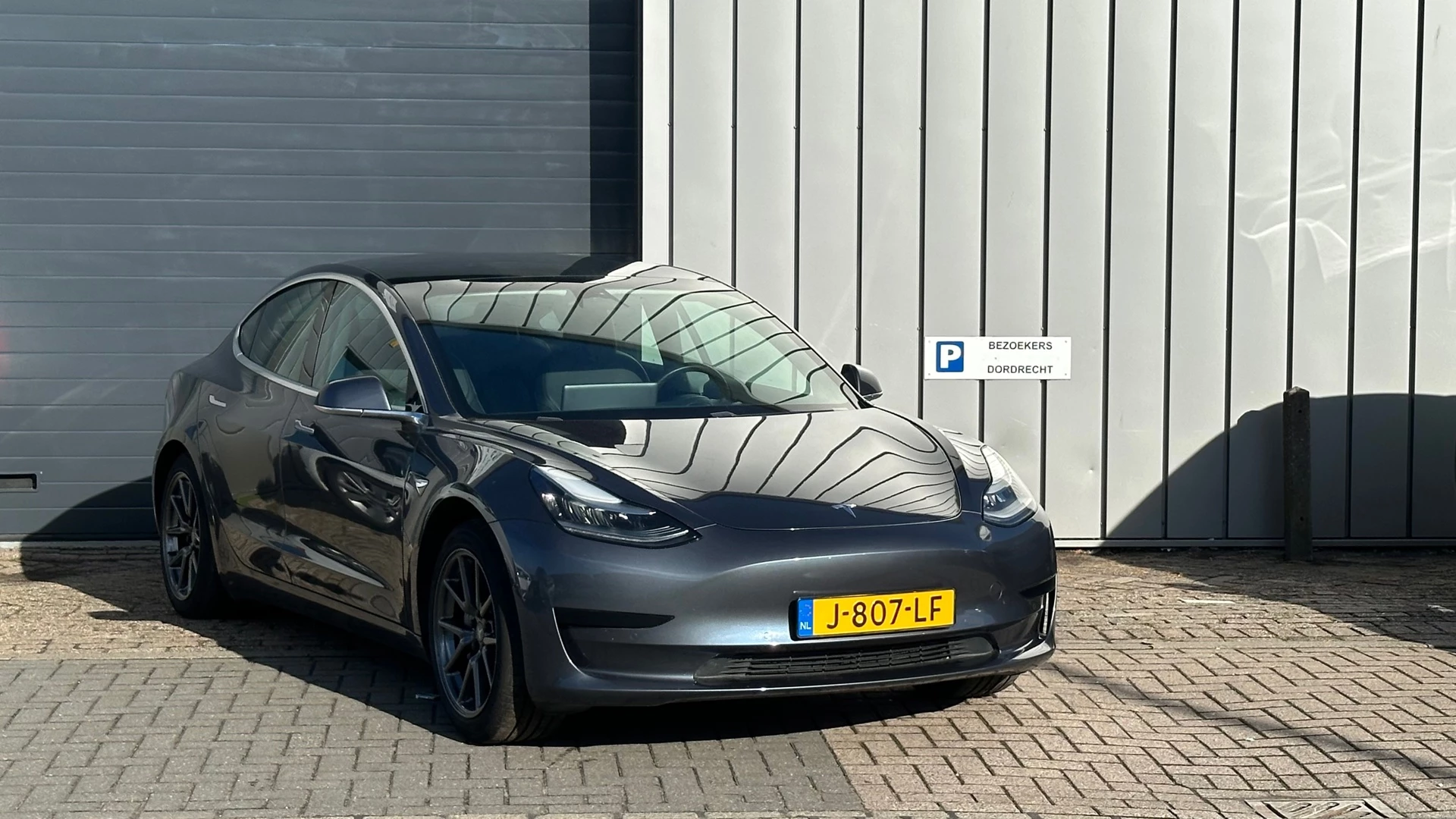 Hoofdafbeelding Tesla Model 3