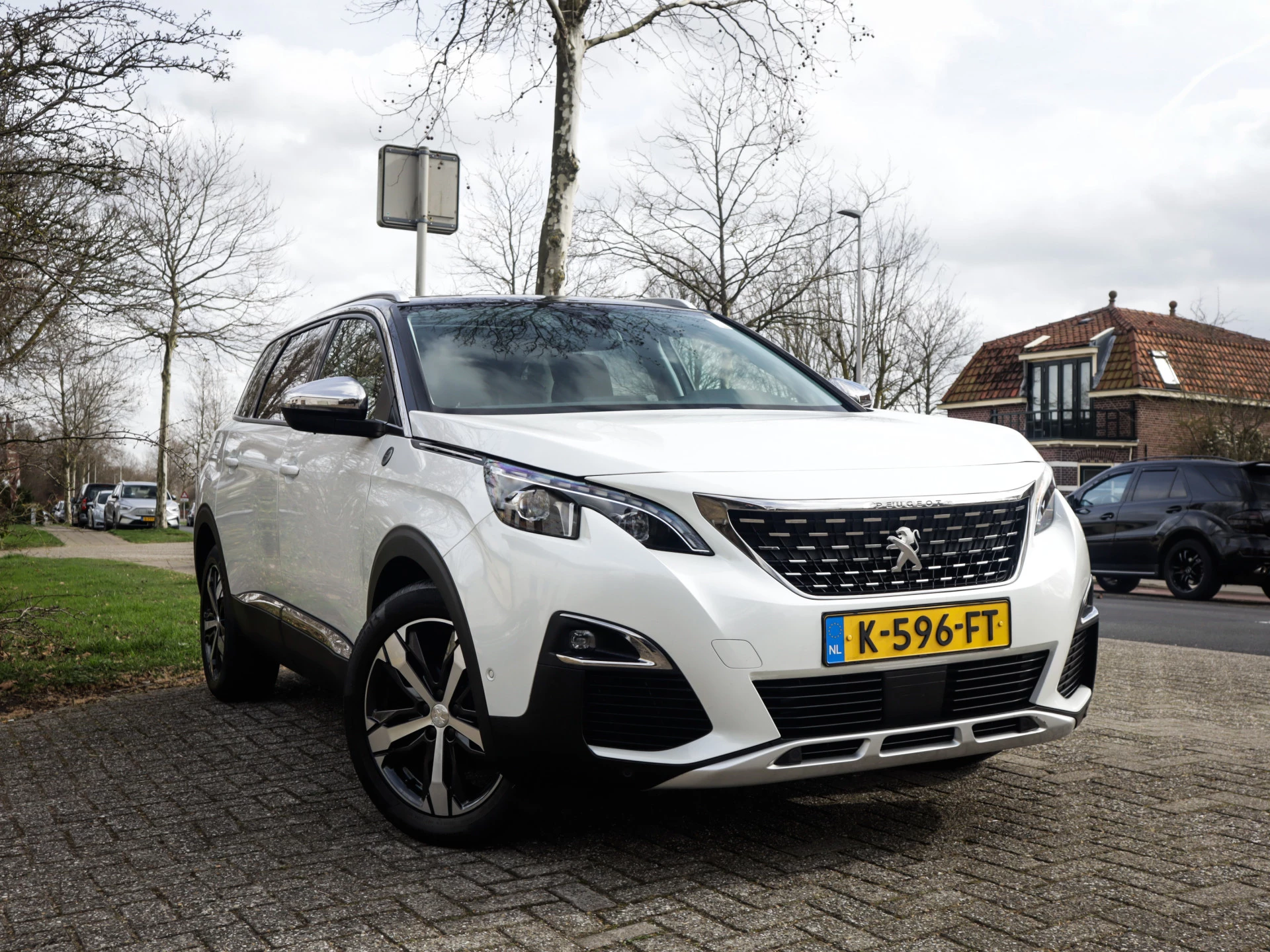 Hoofdafbeelding Peugeot 5008