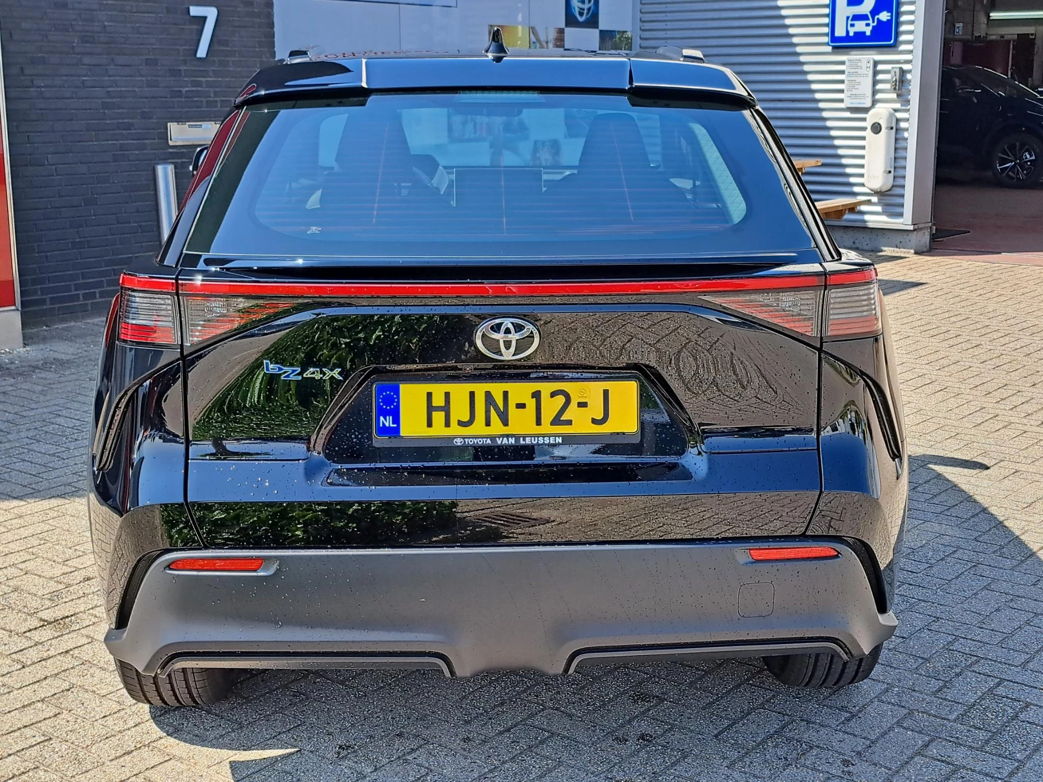 Hoofdafbeelding Toyota bZ4X
