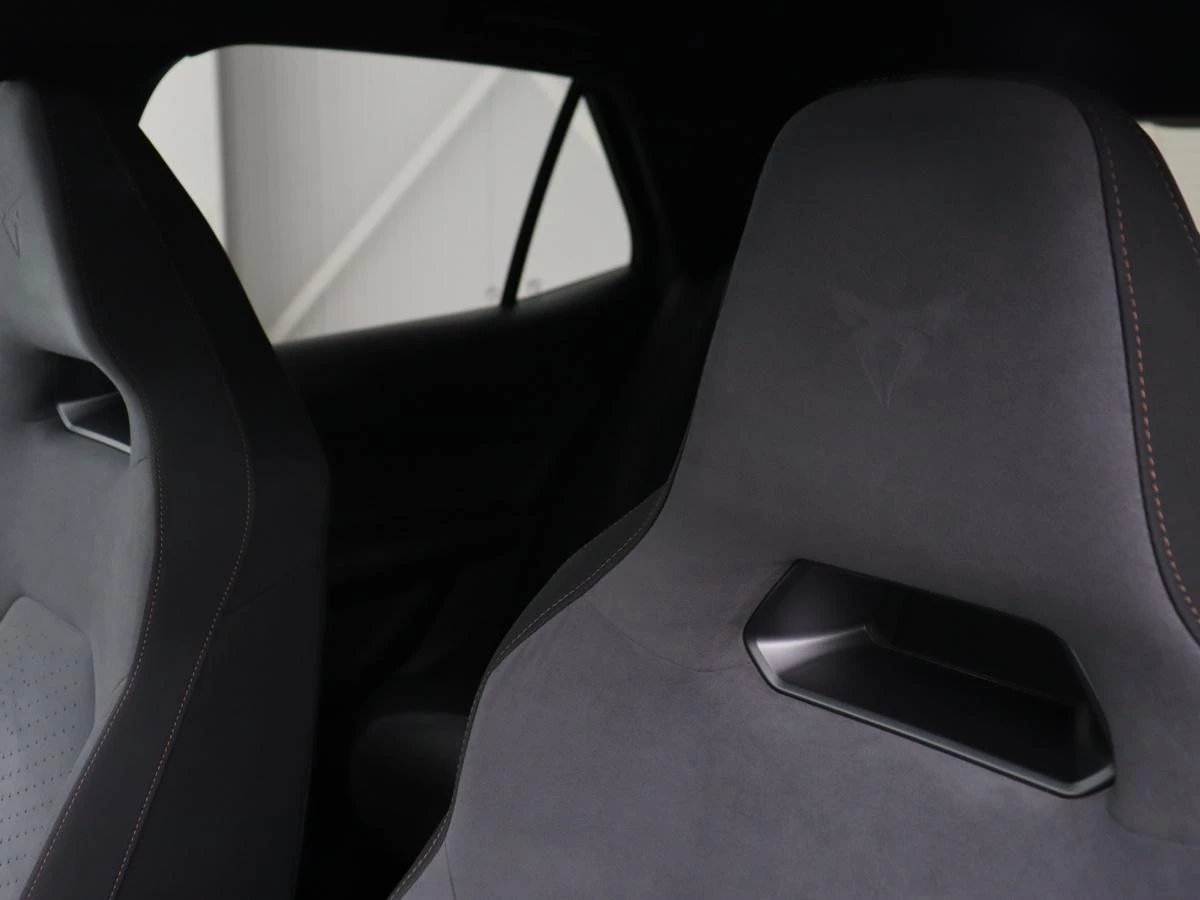 Hoofdafbeelding CUPRA Born