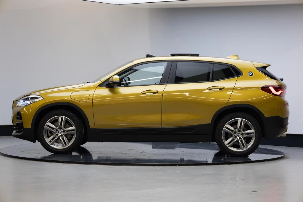 Hoofdafbeelding BMW X2